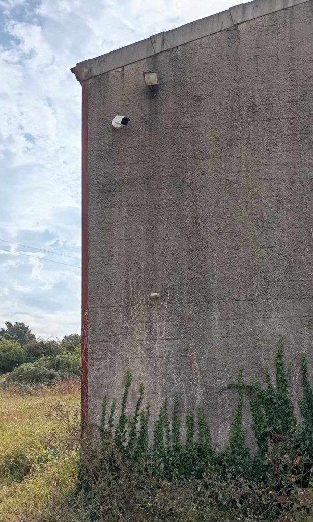 maintenance caméra bullet système vidéosurveillance HIKVISION - PISSOTTE