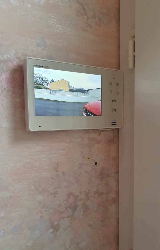 écran interphone vidéo aiphone