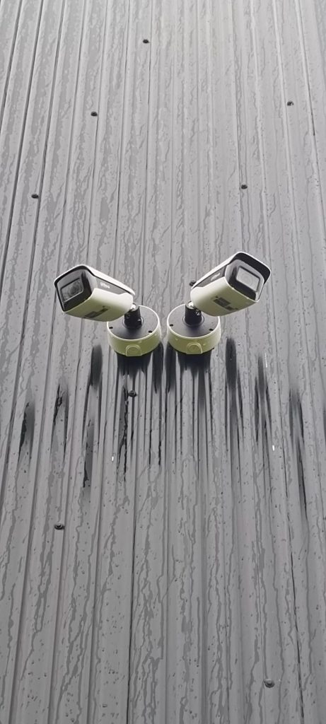 installation d'un système de vidéosurveillance de marque DAHUA et d'un contrôle d'accès de marque ARITECH